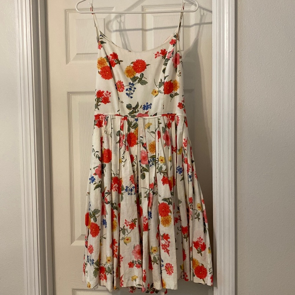 Gal meets Glam Cassie dress